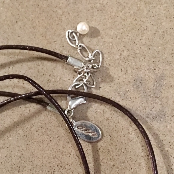 NWOT- long leather boho charm necklace - Picture 3 of 3